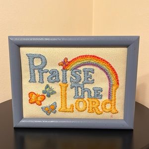 Vintage “Praise The Lord” Crewel